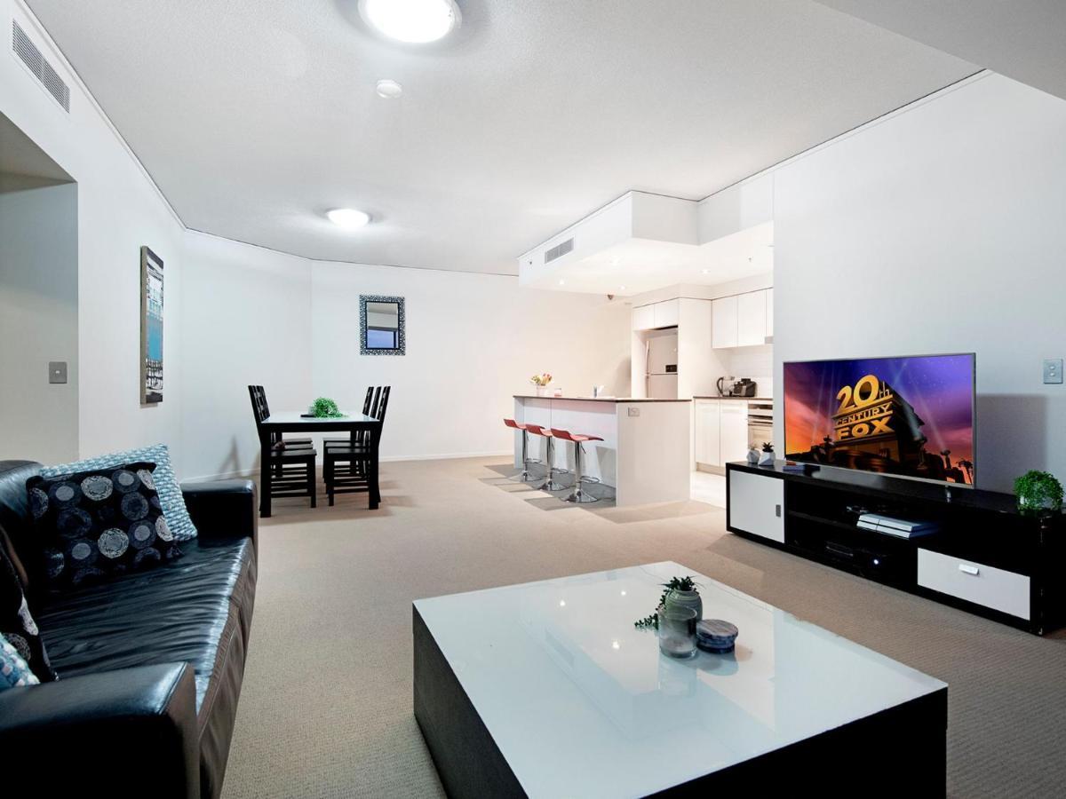 Modern 2 Bedroom Apartment In Sierra Grand - Coasthm Gold Coast Extérieur photo